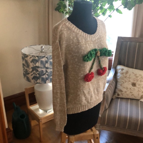 Marilyn Monroe Cherry Sweater - Picture 3 of 6